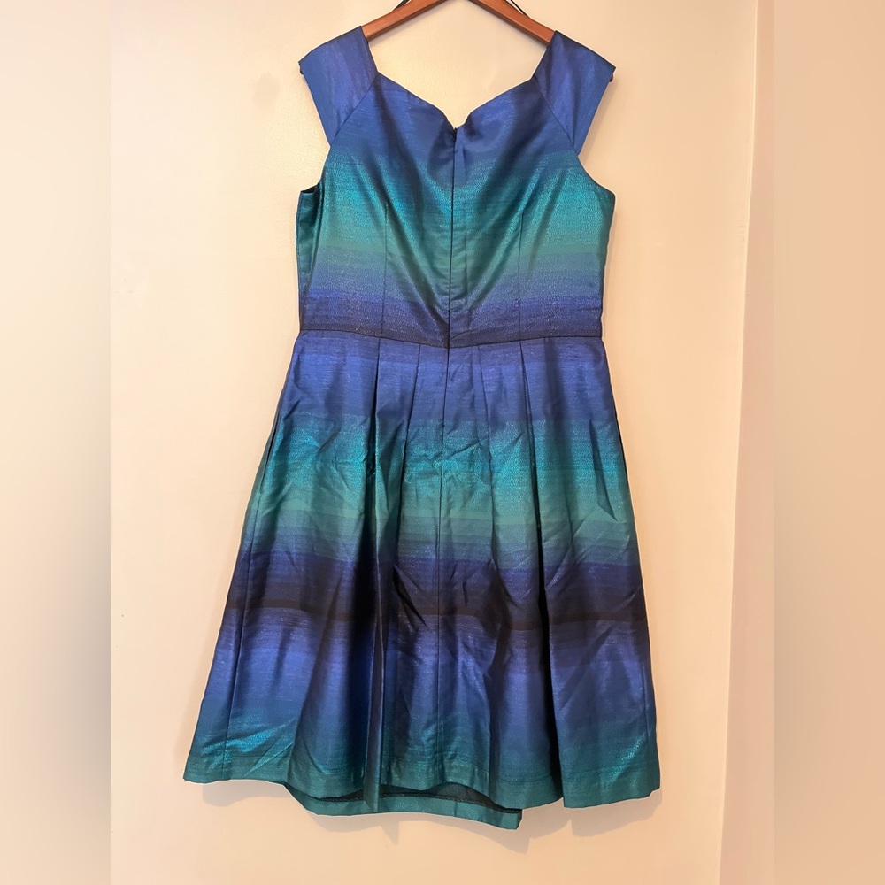 J. Taylor Dress size 14, Shiny Blue design, pockets - Picture 3 of 9